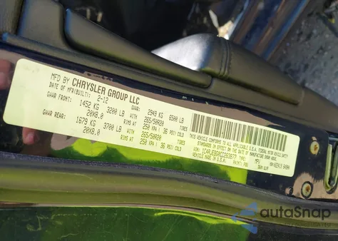 2012 Jeep Grand Cherokee Limited z USA, uszkodzony, nr VIN 1C4RJEBG0CC263877